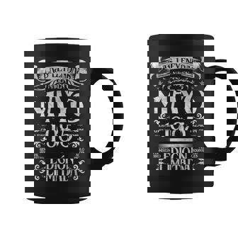 Las Leyendas Nacen En Mayo De 1985 39 Años Cumpleaños Taza de café - Regaloses