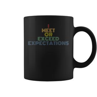 I Meet Or Exceed Expectations レトロ 70年代 ヴィンテージ コーヒーマグ - Kawaiitshirt