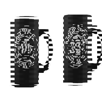 Retro Graduation Proud Dad Of A 2025 Graduate Senior Coffee Mug - Thegiftio