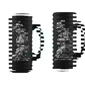 Statue Of Liberty Crying Coffee Mug | Mazezy