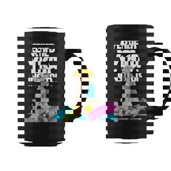 かわいい黄色いラブラドールヨガの先生が犬の子犬のためにヨガを作ります。 コーヒーマグ - Kawaiitshirt