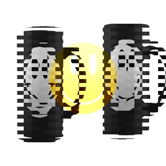 イエロー スマイル ハッピー ピース スマイル フェイス かわいい ユーモア すごい コーヒーマグ - Kawaiitshirt