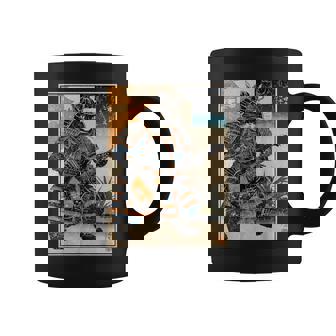 エレキギターを弾く日本の侍猫 浮世墨アート コーヒーマグ - Kawaiitshirt