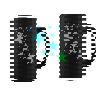 カラフルなグリーンブルーの星、星柄デザイン。 コーヒーマグ - Kawaiitshirt