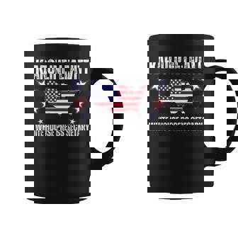 カロライン・レヴィット・ホワイトハウス報道官 コーヒーマグ - Kawaiitshirt