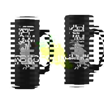 キープ・カームとリースリング・オン・ワイン コーヒーマグ - Kawaiitshirt