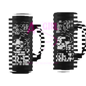 サッカーでゴールを決めた少女 コーヒーマグ - Kawaiitshirt