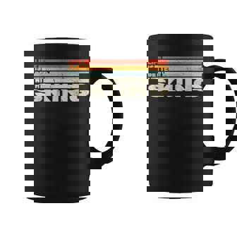 スキースノースキーヤーとレトロなスノウスキーで人生はより良い。 コーヒーマグ - Kawaiitshirt