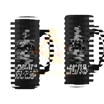 ピンナップガール クラシック オールドカー クラッシー ピンナップ生意気付き コーヒーマグ - Kawaiitshirt