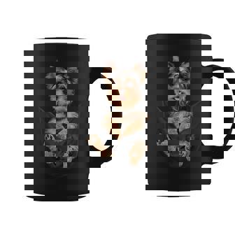 ヨークシャーテリアをポケットに入れて、ヨーキー犬愛好家に。 コーヒーマグ - Kawaiitshirt