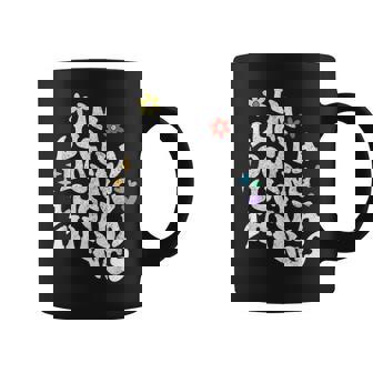 レトロ Groovy Im Lucila Doing Lucila Things 面白い母 コーヒーマグ - Kawaiitshirt