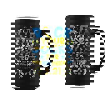 世界ダウン症デー321啓発に向けて、靴を履いて頑張ろう コーヒーマグ - Kawaiitshirt