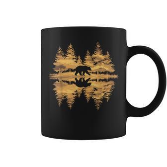 夕暮れのクマと森 自然愛好家 コーヒーマグ - Kawaiitshirt