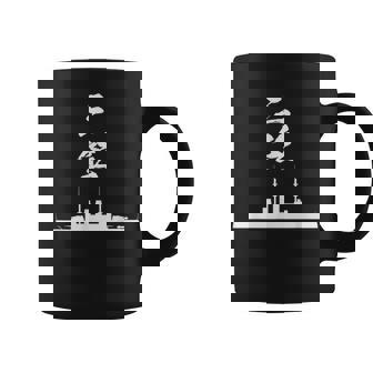 戦艦【三笠】軍艦 シルエット 日本 大日本帝国 海軍 帝国海軍 船 面白い ネタ 文字入り おもしろ ウケ狙い コーヒーマグ - Kawaiitshirt