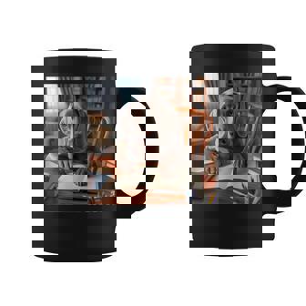 書斎でワイマラナー犬を書く詩 3 コーヒーマグ - Kawaiitshirt