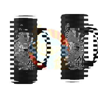 波を介して鯉に乗るパグ日本のヴィンテージ画 コーヒーマグ - Kawaiitshirt