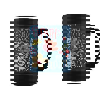 花を咲かせる春好きのための面白い小道コスチューム。 コーヒーマグ - Kawaiitshirt