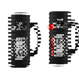 踏切サイン ハロウィン コスチューム 鉄道 電車 コーヒーマグ - Kawaiitshirt