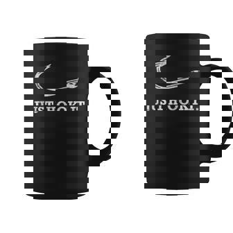 釣りしゃれレイクライフアドベンチャーをフックするだけ コーヒーマグ - Kawaiitshirt