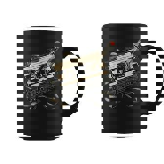 鉛筆巻き戻し付きレトロカセットテープ コーヒーマグ - Kawaiitshirt