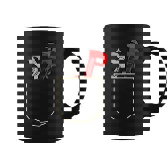 面白いパイプレンチ ポケット入り ギフト 配管工ポケット コーヒーマグ - Kawaiitshirt