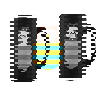 鳥好きのギフト フクロウのフクロウ 胸ポケット付き コーヒーマグ - Kawaiitshirt