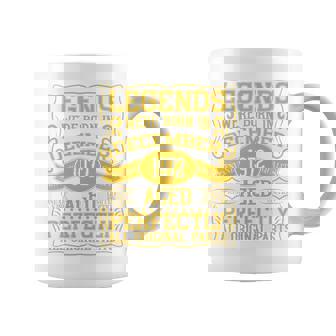 1972年12月に誕生した52歳の誕生日レジェンド。 長袖tシャツ コーヒーマグ - Kawaiitshirt