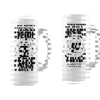 92歳の誕生日 女性 男性 素晴らしい92歳のおばあちゃん コーヒーマグ - Kawaiitshirt