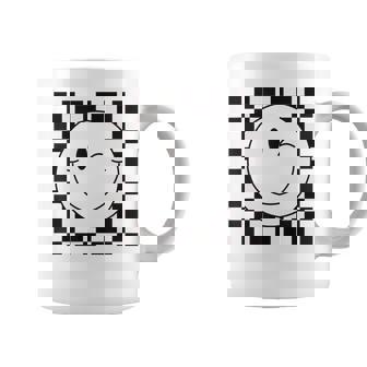 Camisa De Caraonriente A Cuadros Con Ojos Guiños Cara Feliz De Los Años 90 Taza de café - Regaloses