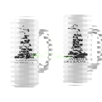 Don't' Tread On Me シャツ メンズ ガズデンフラッグ ブラック スネーク コーヒーマグ - Kawaiitshirt