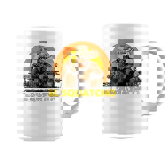 Elquatcho 面白いシンコ・デ・マヨ ビッグフット サスカッチ コーヒーマグ - Kawaiitshirt