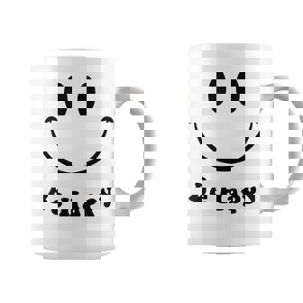 Be Happy Groovy スマイルフェイス かわいい ハッピーピース スマイルフェイス コーヒーマグ - Kawaiitshirt