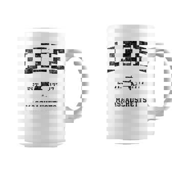 Lee Massachusetts Ma ビンテージ スポーツ デザイン ブラックプリント コーヒーマグ - Kawaiitshirt