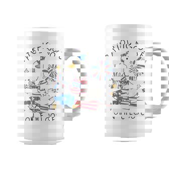 Patriotic Goose On The Loose 4Th Of July Silly Goose Coffee Mug | Mazezy