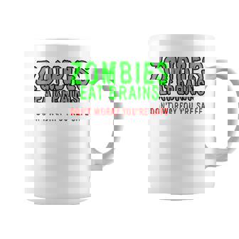 Zombies Eat Brains Don't Worry You'reafe コーヒーマグ - Kawaiitshirt