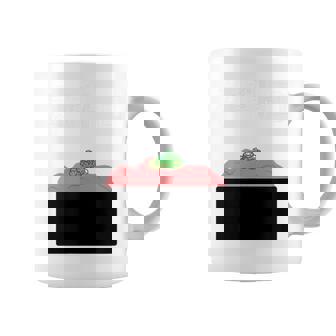 【ネギトロ】マグロ トロ ねぎ 寿司 おすし 軍艦巻き 可愛い おもしろ 面白い 食べ物 鮨 ネタ ウケ狙い 文字入り コーヒーマグ - Kawaiitshirt