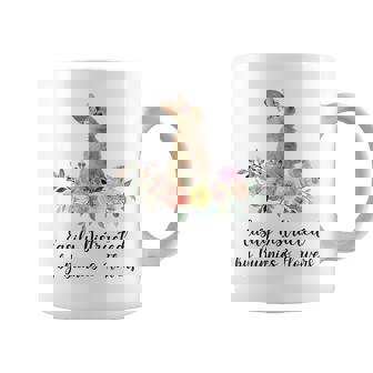 うさぎと花に気が散りやすい ウサギ かわいいウサギ コーヒーマグ - Kawaiitshirt