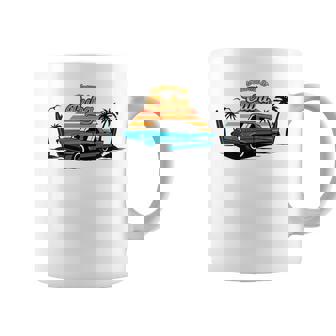 キューバ ヴィンテージカー ラム酒 葉巻 ビーチ 夕日 サーフボード ヤシの木 ハバナ ギフト お土産 太陽 カリブ海 コーヒーマグ - Kawaiitshirt