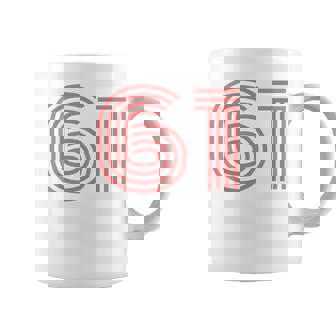 クールレトロライティングジャージ、背番号61 1961 コーヒーマグ - Kawaiitshirt