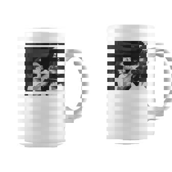 ジョー・フレイジャーが2度目のムハンマド・アリボクシングファイトに備える コーヒーマグ - Kawaiitshirt