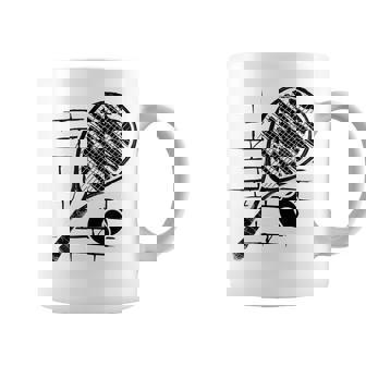 テニスラケット ボール シルエット 面白い スポーツ選手 コーチファン コーヒーマグ - Kawaiitshirt