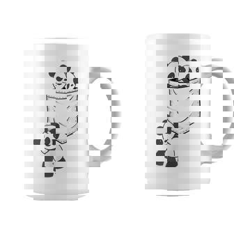 パンダ愛好家のためのポケットの中のかわいいカワイイベイビーパンダ コーヒーマグ - Kawaiitshirt