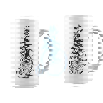 ビンテージのペニーファージング自転車に乗る粋なカエルのサイクリスト コーヒーマグ - Kawaiitshirt