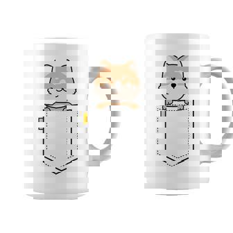 柴犬 しばいぬ 子柴 柴犬子犬 ワンポイント ポケット デザイン かわいい おもしろ 可愛い 犬飼い 犬好き コーヒーマグ - Kawaiitshirt