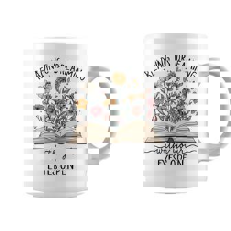 読書は目で見る夢を見る本好き読者 長袖tシャツ コーヒーマグ - Kawaiitshirt