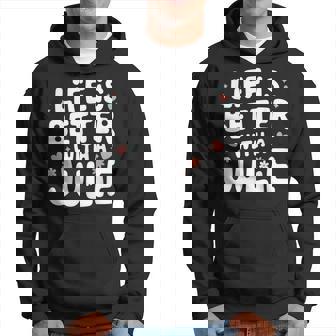 Life Is Better With A Julie 面白い名前 Julie パーカー - Kawaiitshirt