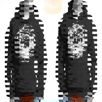 フォレストマウンテンの面白いスクオンク 星 Cryptid 内向性 パーカー - Kawaiitshirt