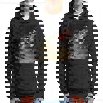 ワニを蹴る男 パーカー - Kawaiitshirt