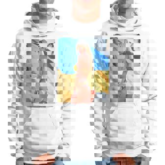 セクシーガールグラフィックtシャツ 「モダンピンナップガール&ウクライナ国旗2」 長袖tシャツ パーカー - Kawaiitshirt