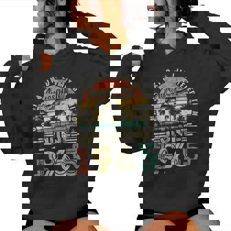 Retro 60 Years Old Vintage June 1965 60Th Birthday Women Women Hoodie - Thegiftio UK